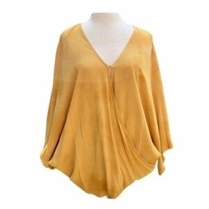 Democracy honey yellow blouse with wide sleeves medium